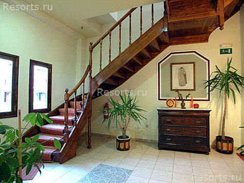 Neli Studios Hotel 5
